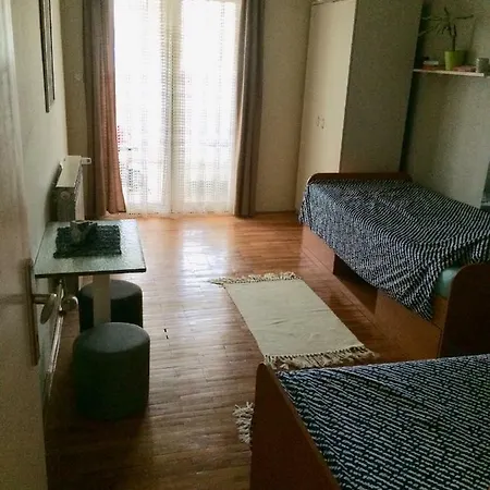 Melody Guest house *